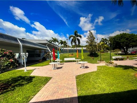 A home in Lake Worth Beach