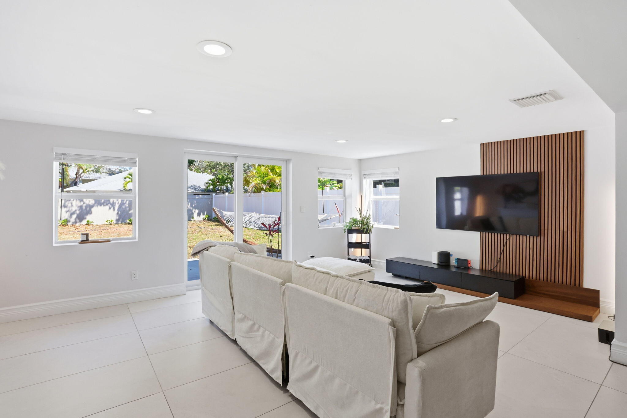 SOUTHRIDGE - Residential