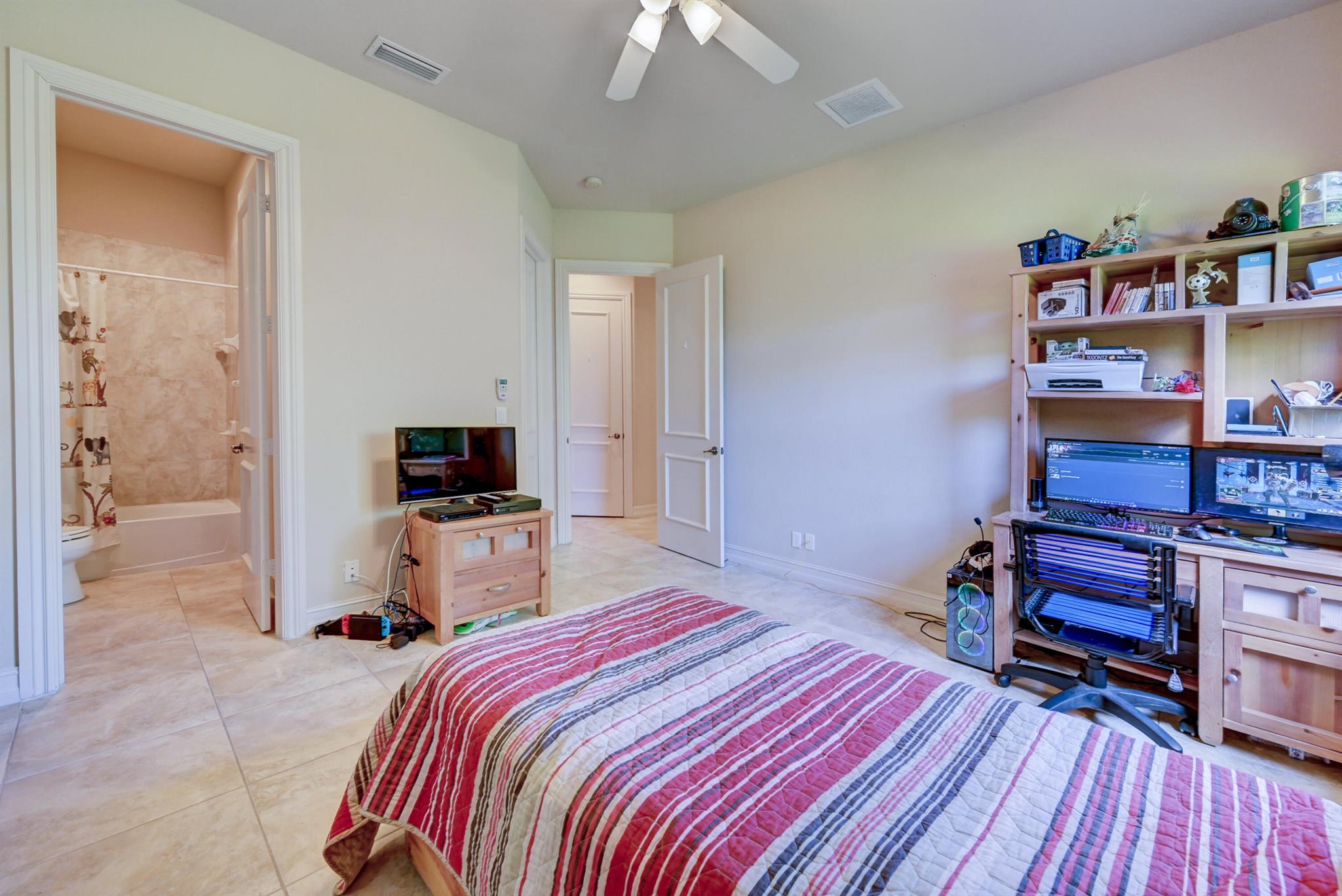 Belmont Lakes at Davie - Residential