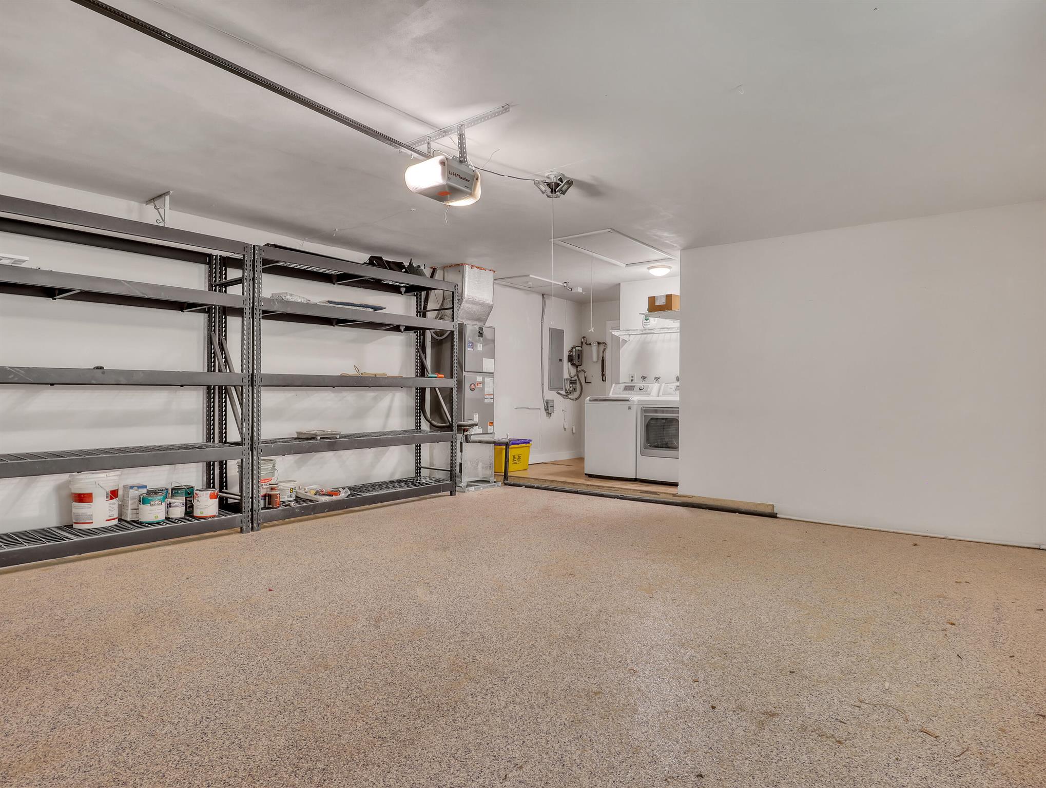 COUNTRY CLUB VILLAGE SEC - Residential