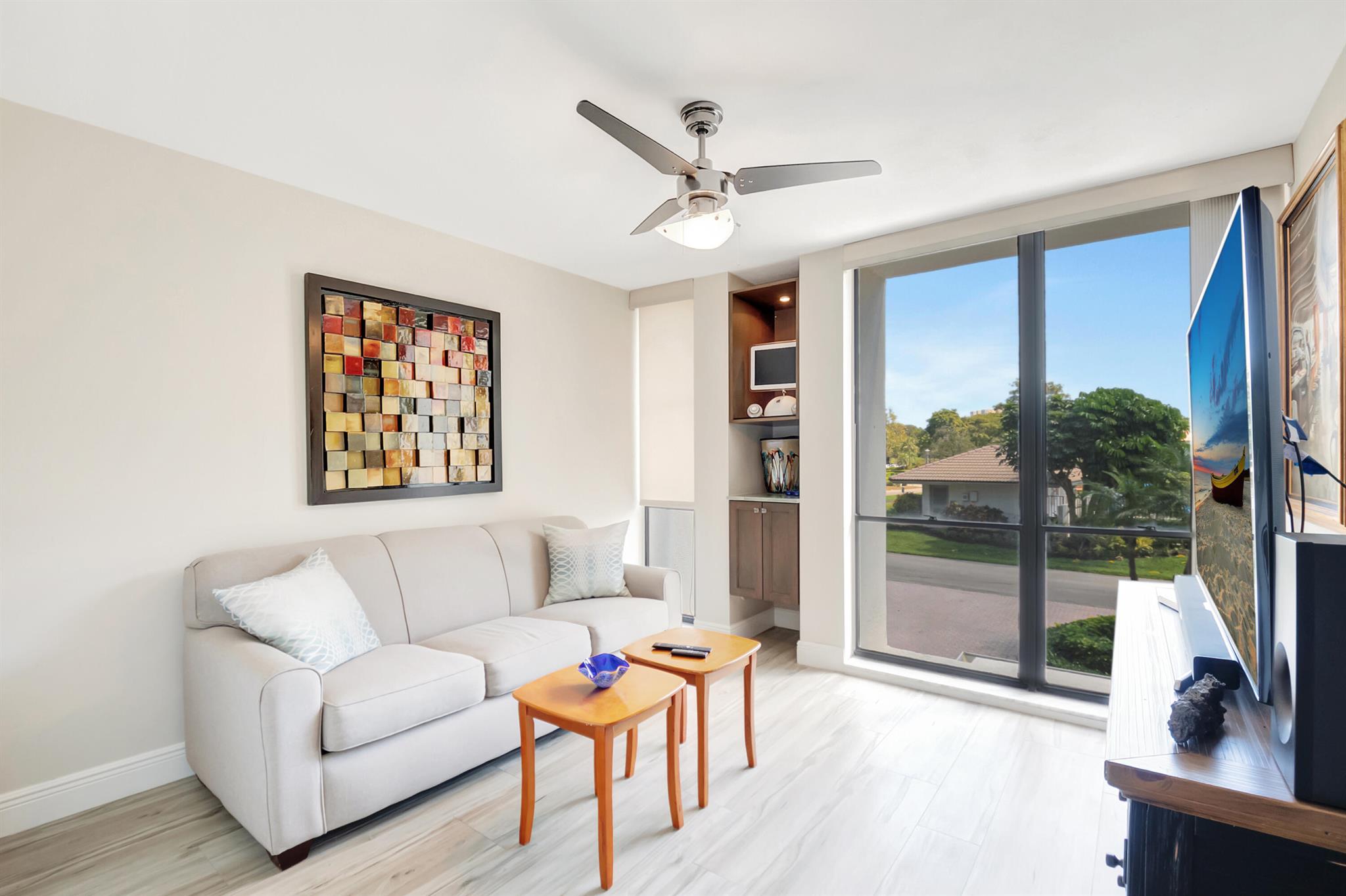 1523 Bridgewood Drive