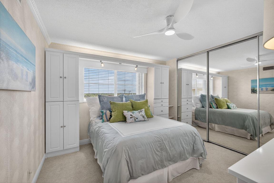 LAKE HARBOUR TOWERS CONDO - Residential