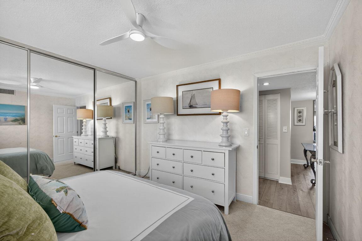 LAKE HARBOUR TOWERS CONDO - Residential