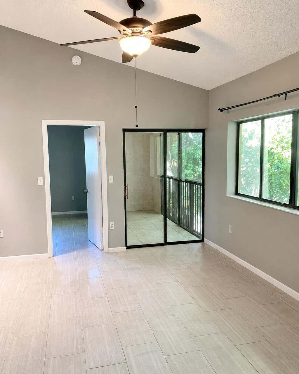 Photo of 2550 SW 18TH Terrace #1606, Fort Lauderdale, FL 33315 (MLS # B26061964)
