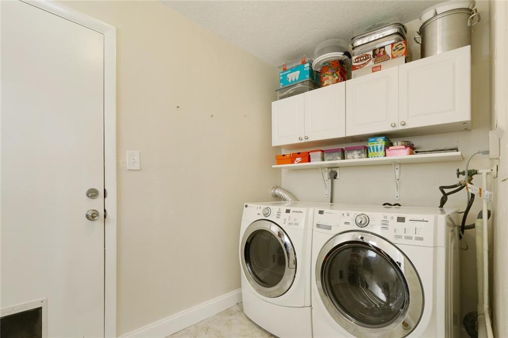 WESTWOOD COMMUNITY 5 - Residential