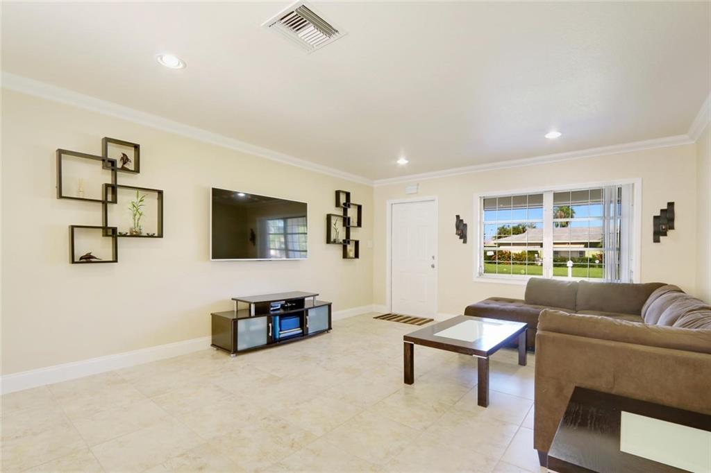 WESTWOOD COMMUNITY 5 - Residential