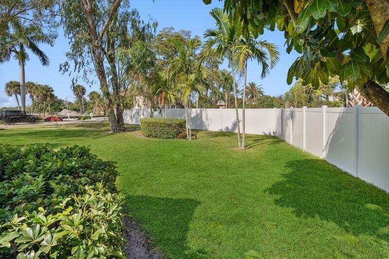 FOUNTAINS OF PALM BEACH C - Residential