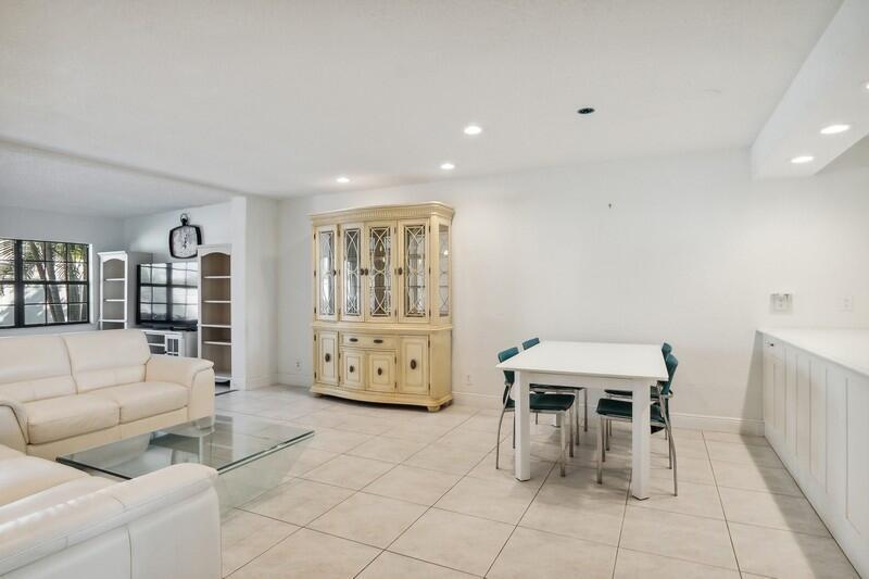 FOUNTAINS OF PALM BEACH C - Residential