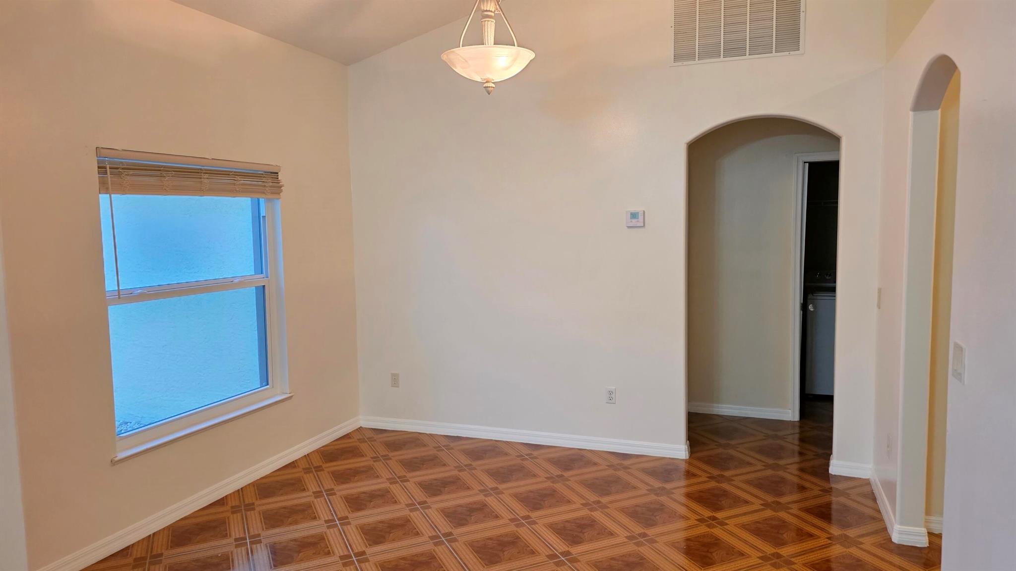 PORT ST LUCIE SECTION 19 - Residential Lease