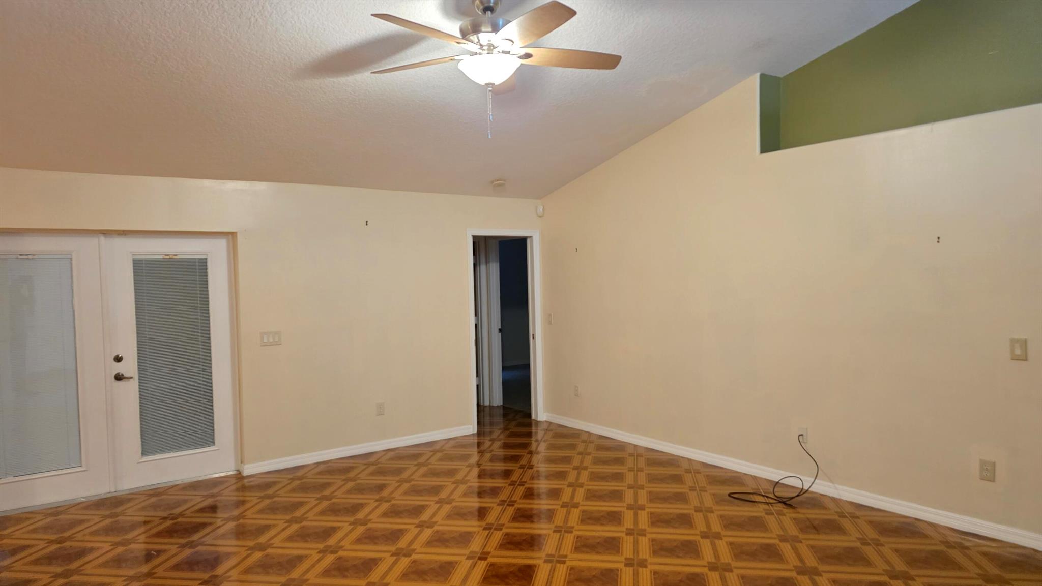 PORT ST LUCIE SECTION 19 - Residential Lease