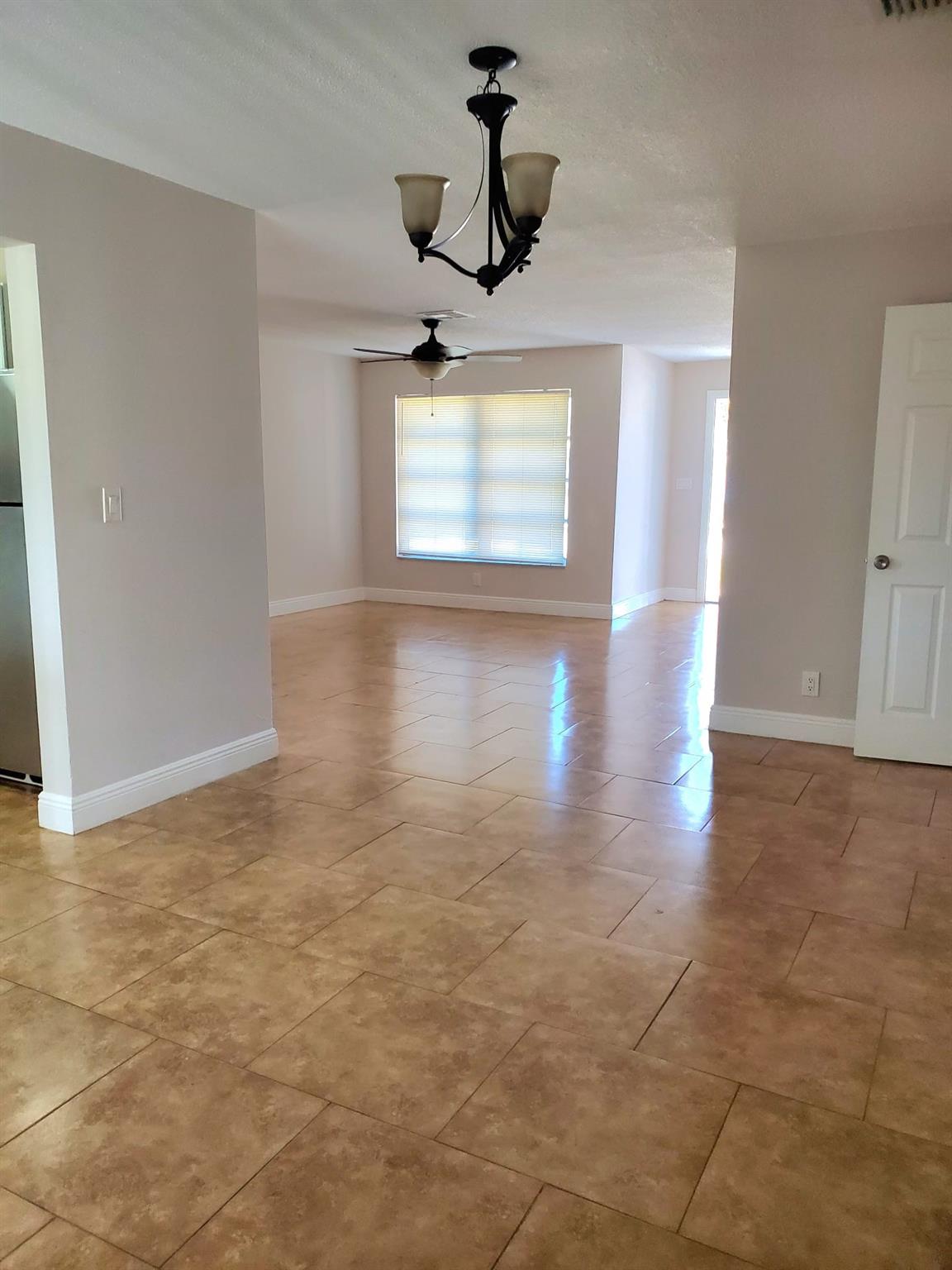 Tamarac Hills 3rd Sec 60- - Residential Lease