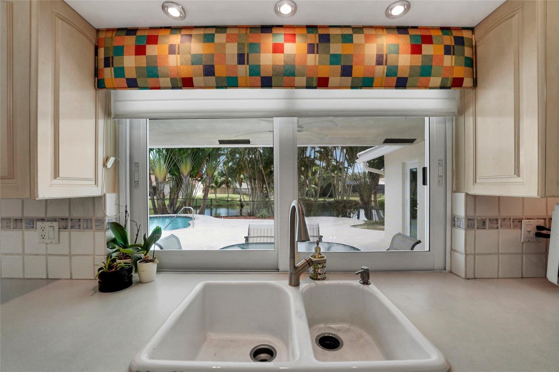 Jacaranda Lakes Sec Ten - Residential