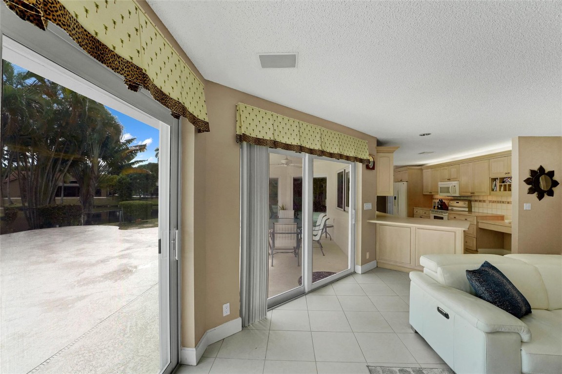 Jacaranda Lakes Sec Ten - Residential