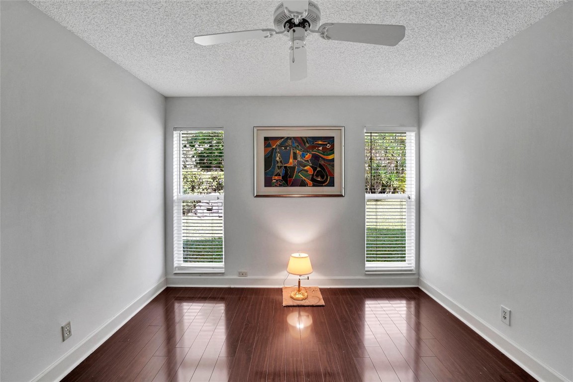 Jacaranda Lakes Sec Ten - Residential