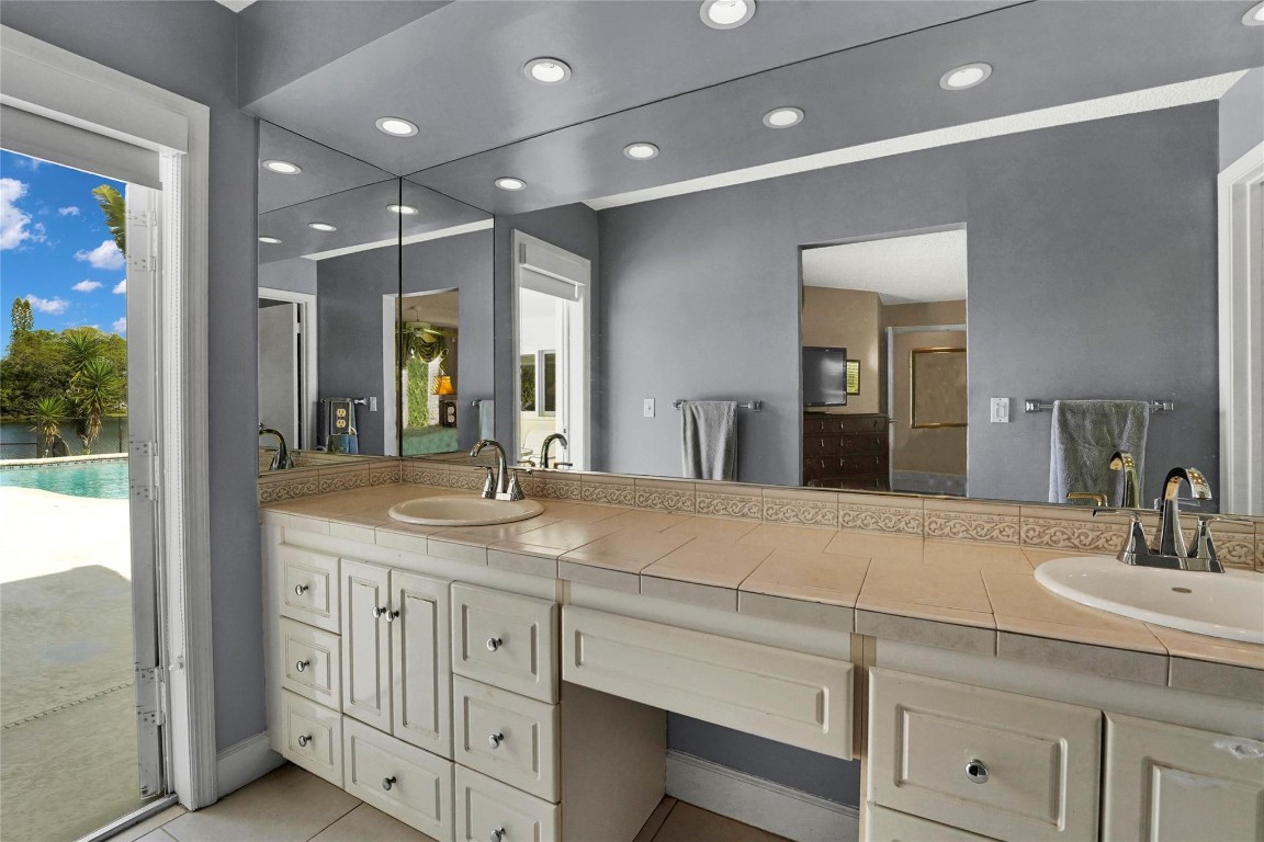 Jacaranda Lakes Sec Ten - Residential