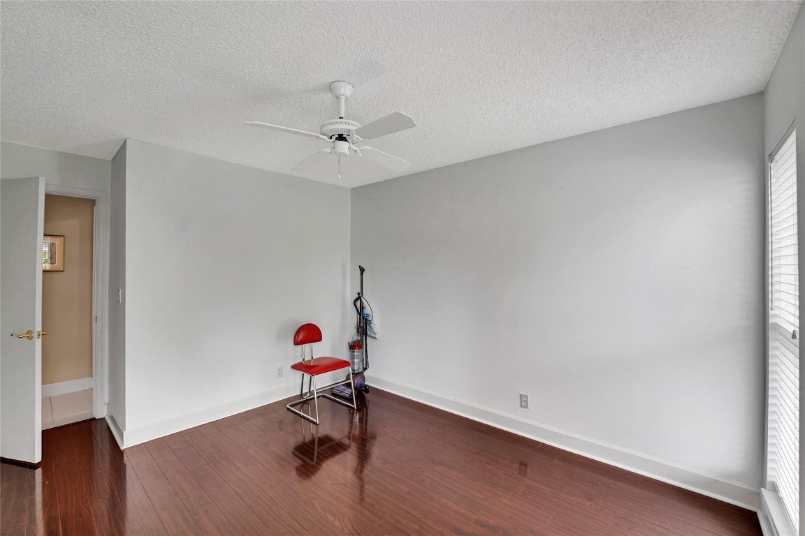 Jacaranda Lakes Sec Ten - Residential