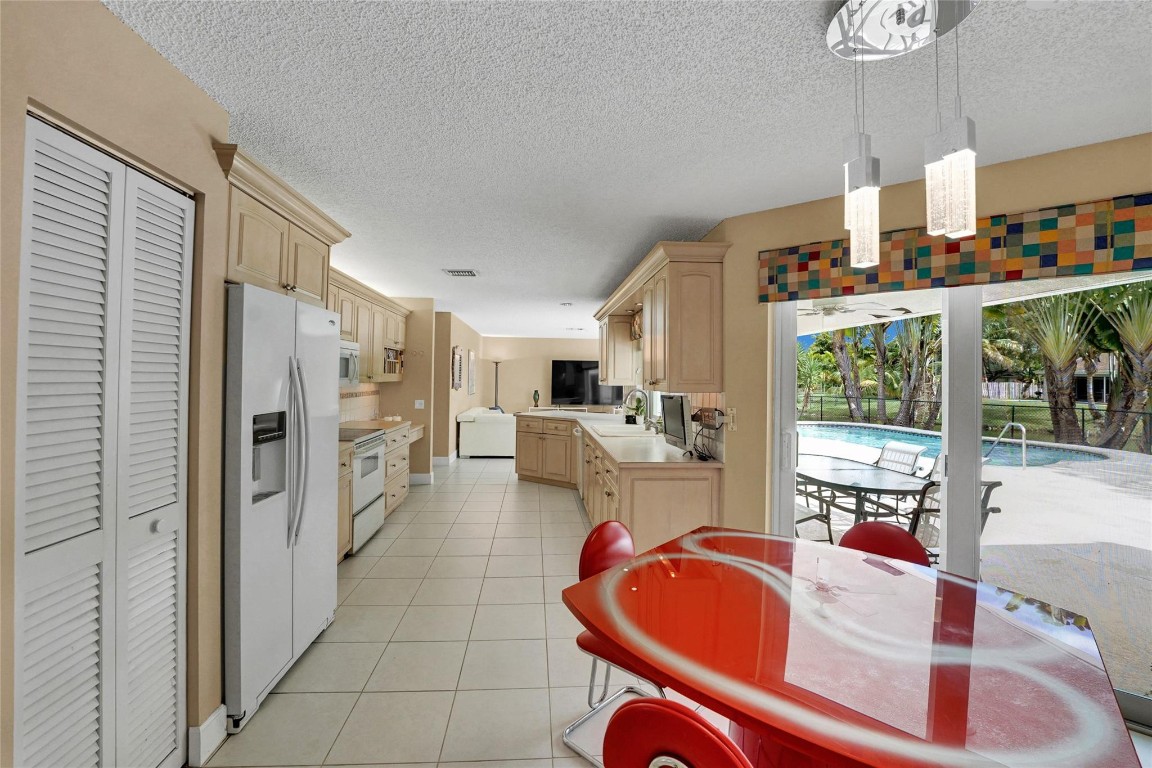 Jacaranda Lakes Sec Ten - Residential