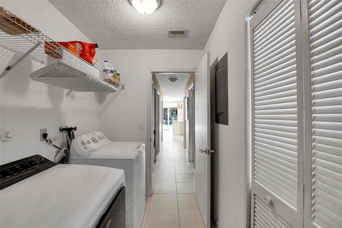 Jacaranda Lakes Sec Ten - Residential