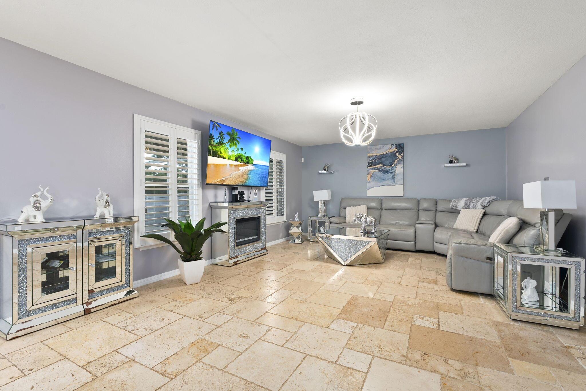 WINTERLAKES - Residential