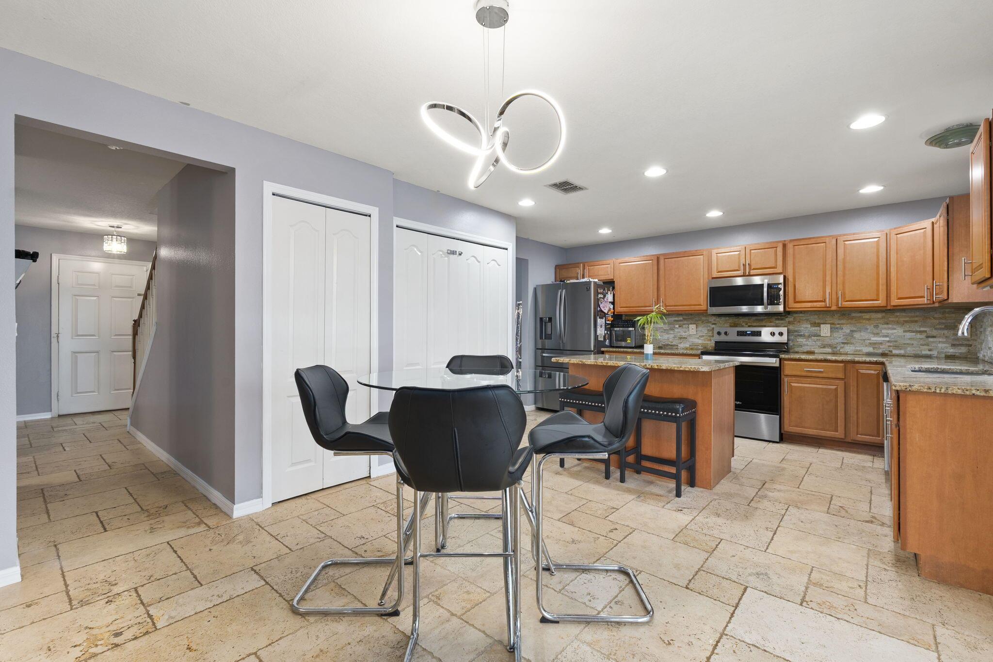 WINTERLAKES - Residential