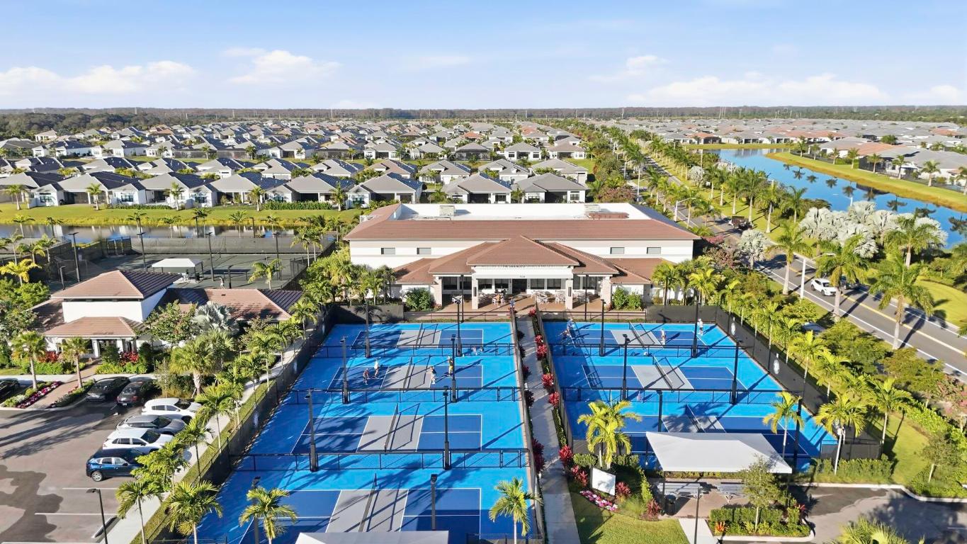 Valencia Grand - Residential