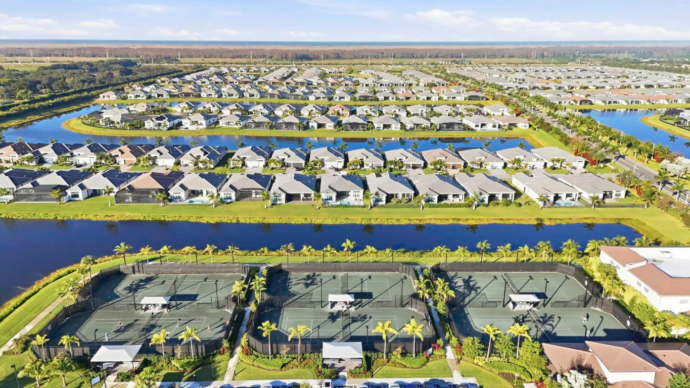 Valencia Grand - Residential