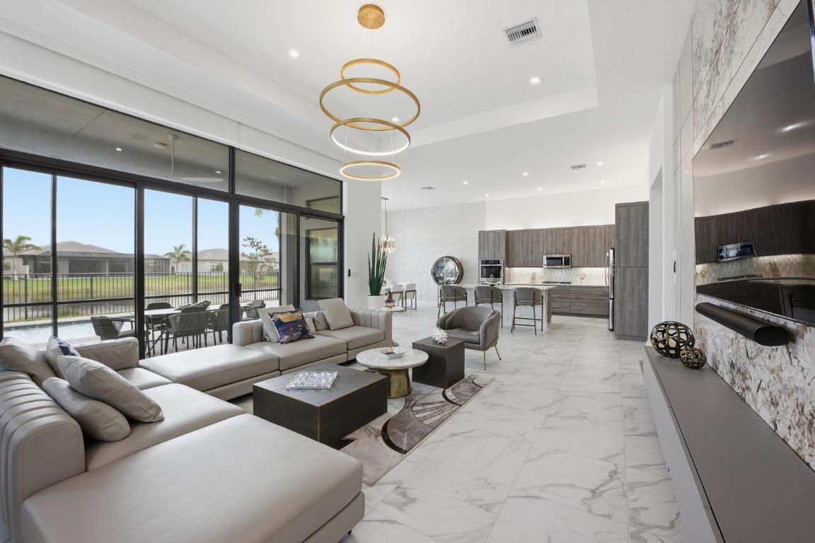 Valencia Grand - Residential