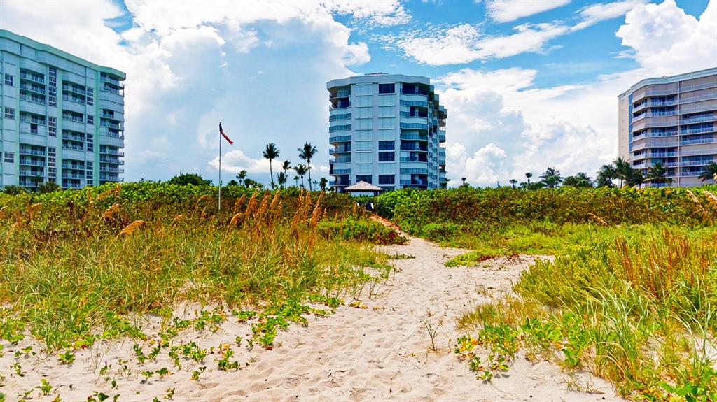 BARCLAY BEACH CLUB PHASE 1, A CONDOMINIUM - Residential