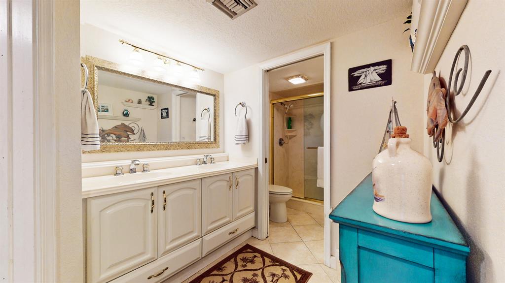 BARCLAY BEACH CLUB PHASE 1, A CONDOMINIUM - Residential