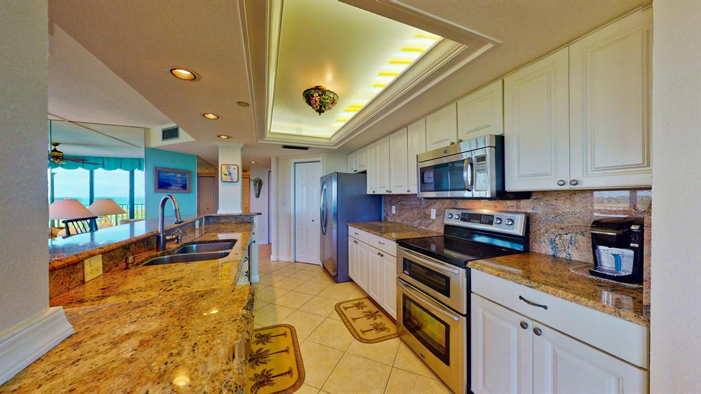 BARCLAY BEACH CLUB PHASE 1, A CONDOMINIUM - Residential