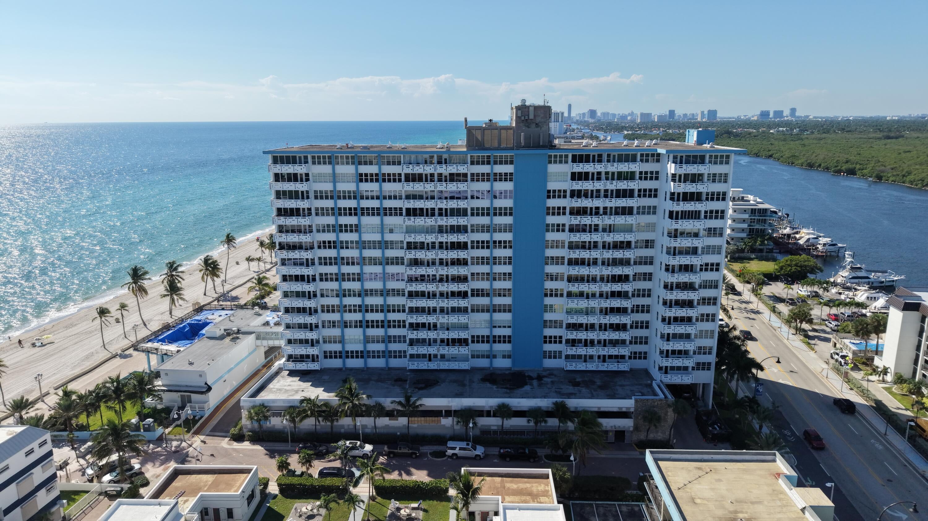 3111 N OCEAN Drive 512
