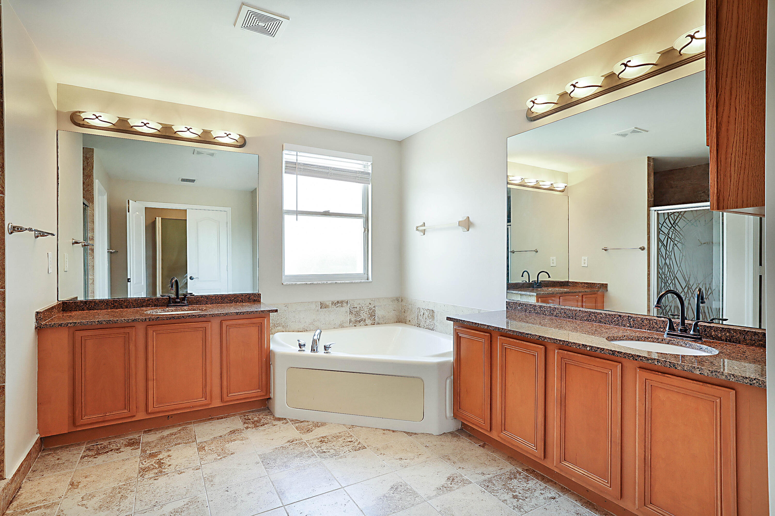 ANTHONY GROVES PH 1 - Residential Lease