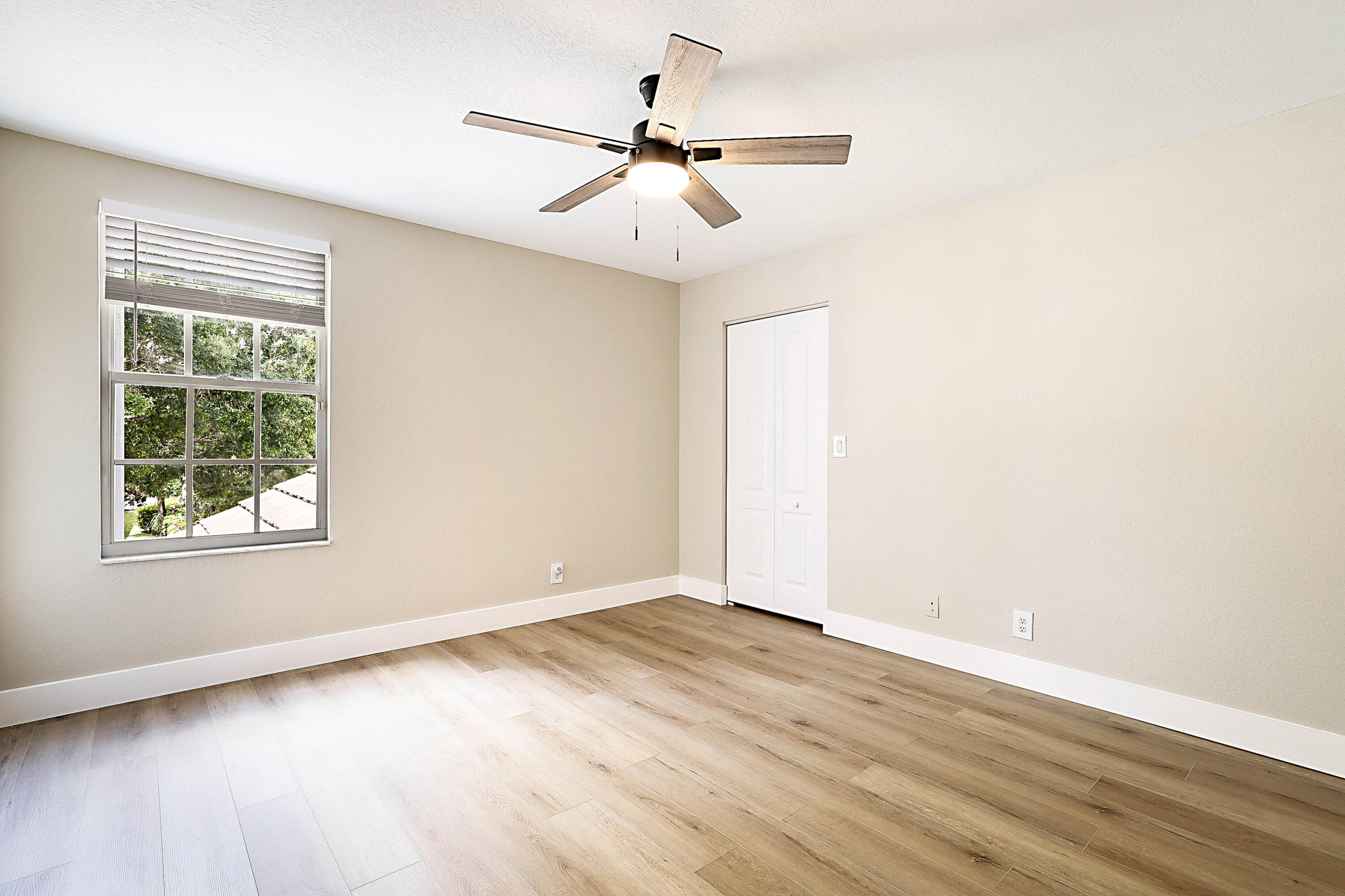 ANTHONY GROVES PH 1 - Residential Lease