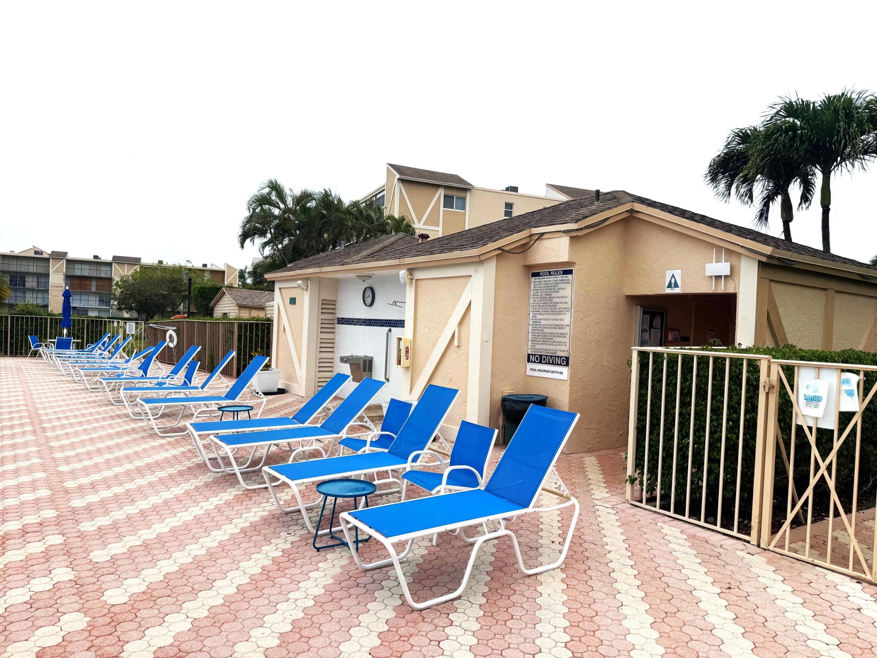 HUNTINGTON LAKES SEC TWO CONDOS - Residential Lease