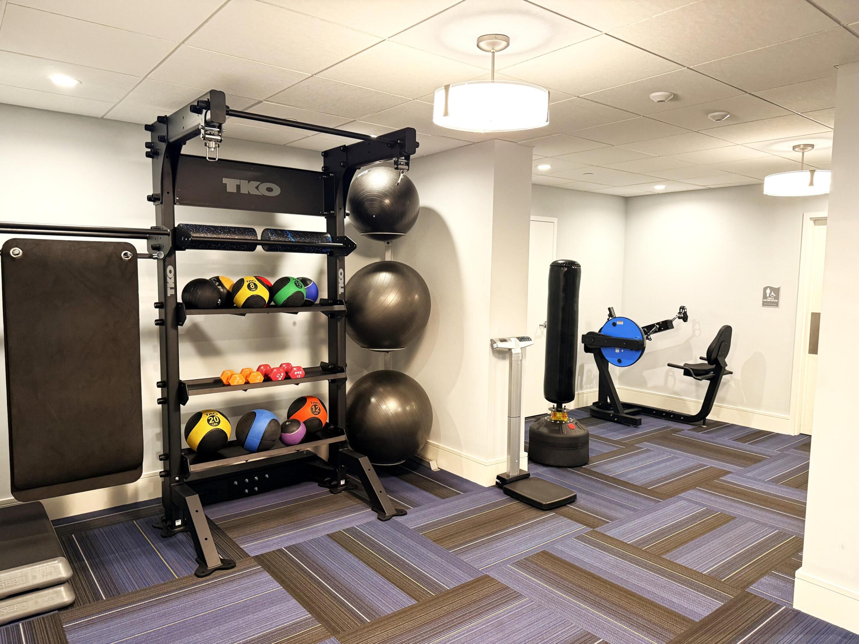 HUNTINGTON LAKES SEC TWO CONDOS - Residential Lease