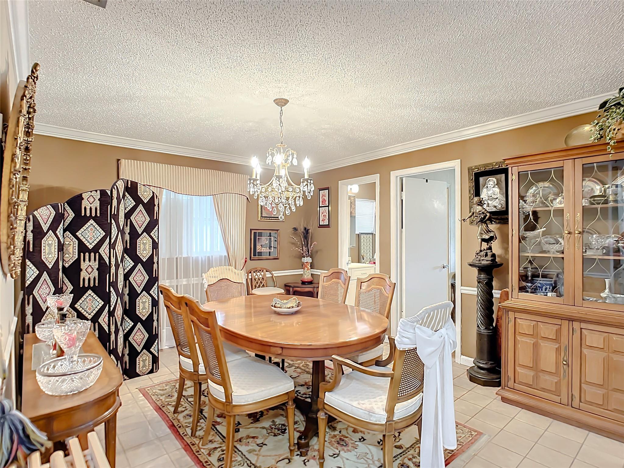 Lauderdale West Sec 4 88- - Residential