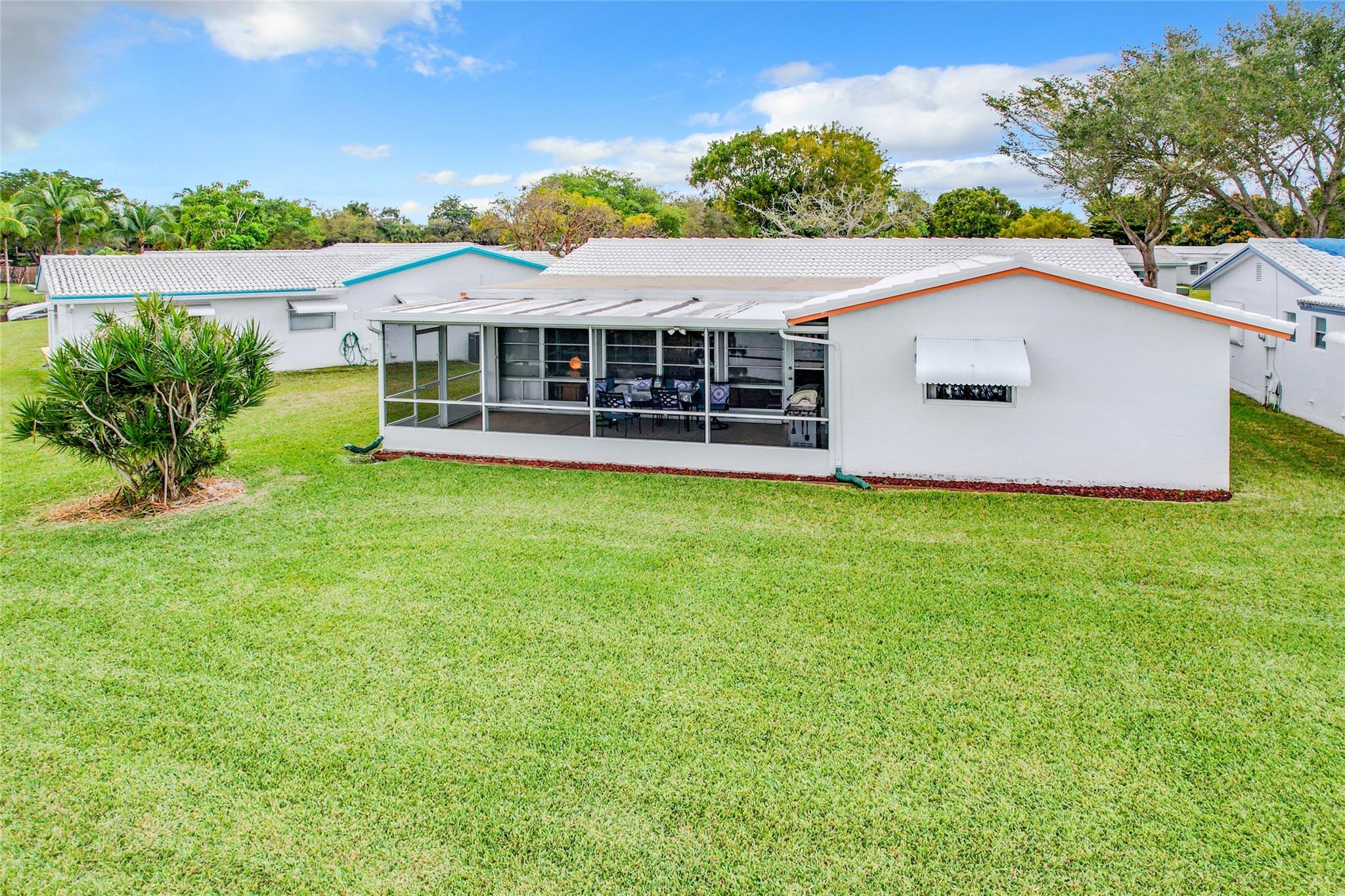 Lauderdale West Sec 4 88- - Residential