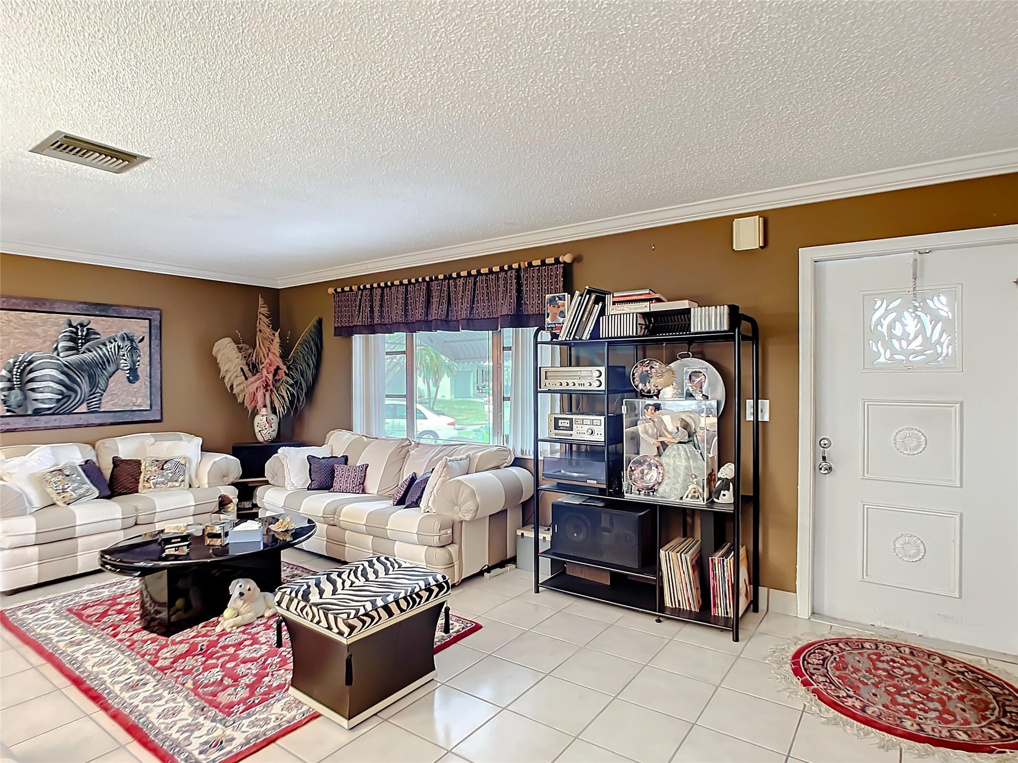 Lauderdale West Sec 4 88- - Residential