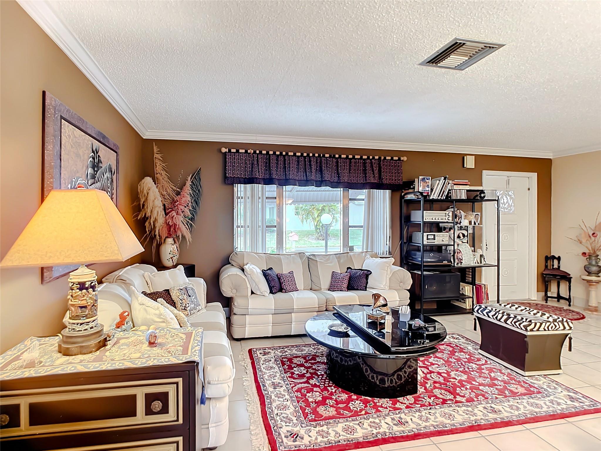 Lauderdale West Sec 4 88- - Residential