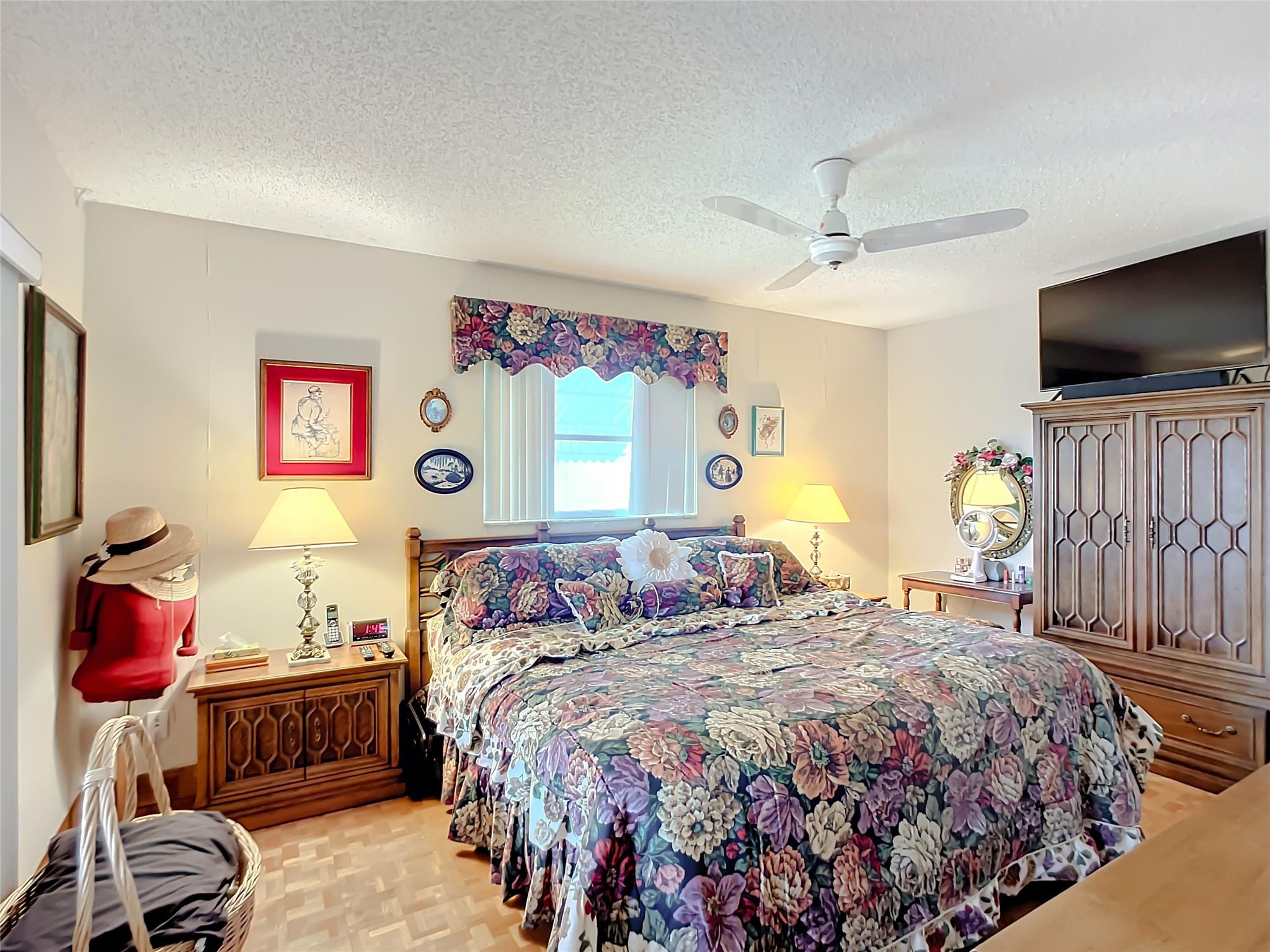 Lauderdale West Sec 4 88- - Residential