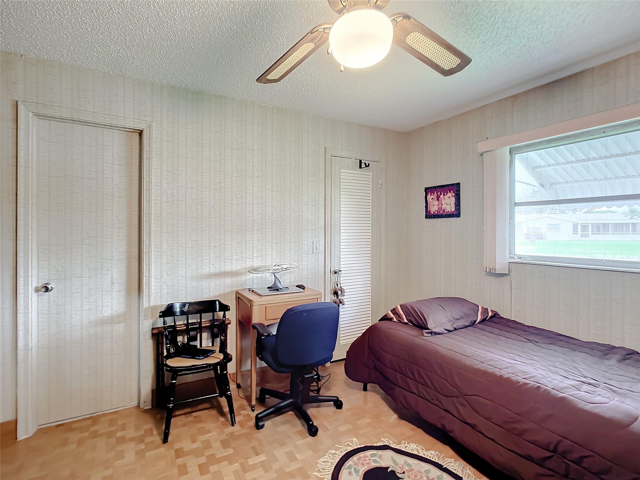 Lauderdale West Sec 4 88- - Residential