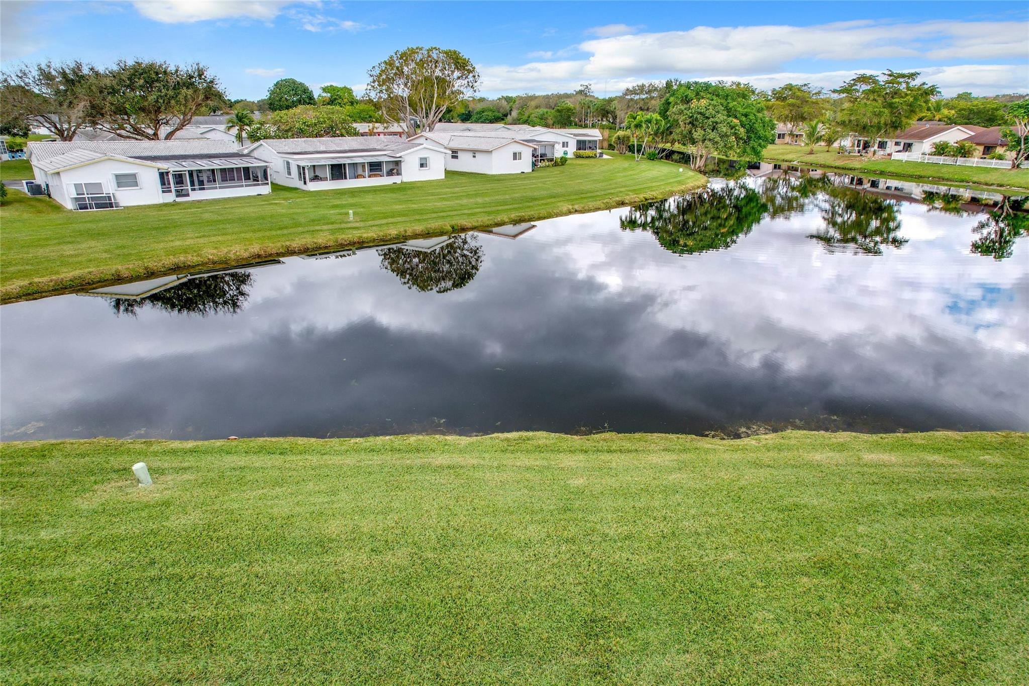 Lauderdale West Sec 4 88- - Residential