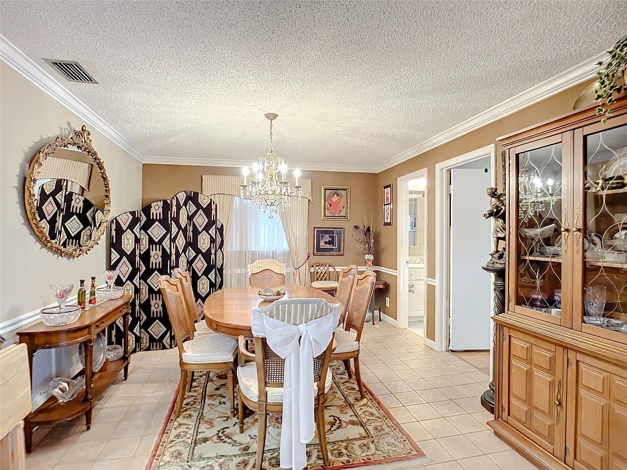 Lauderdale West Sec 4 88- - Residential