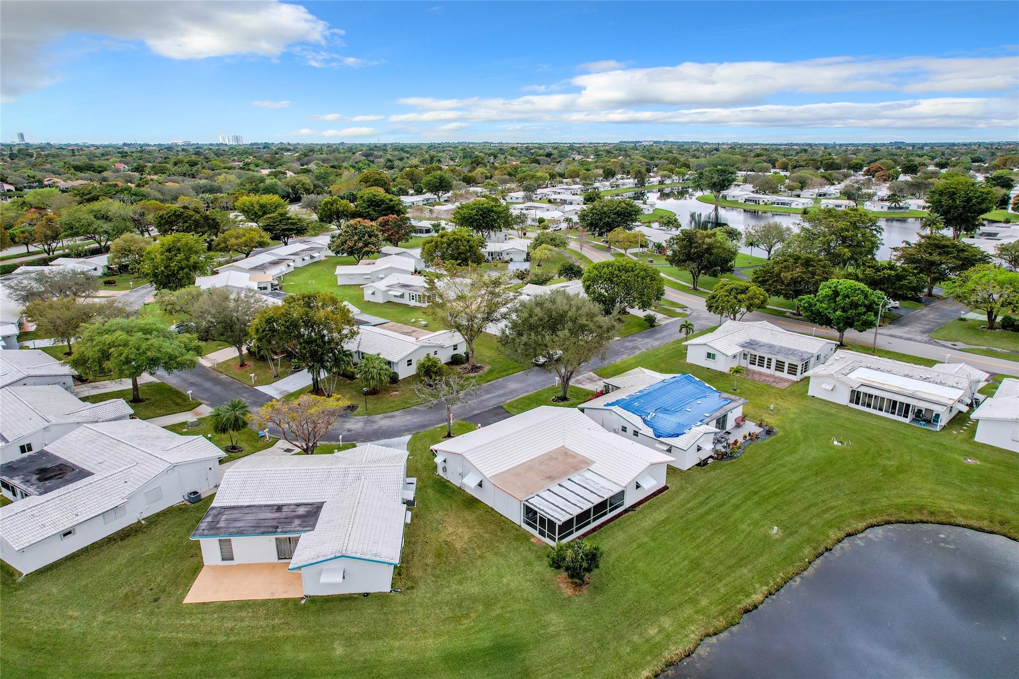 Lauderdale West Sec 4 88- - Residential