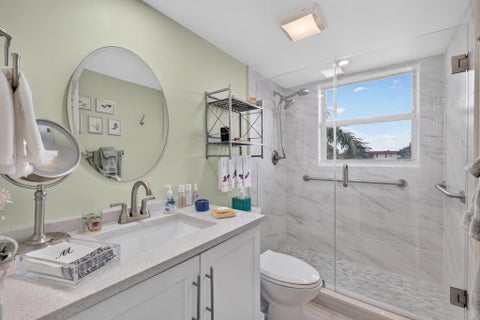 Tiny photo for 3100 NE 48TH Court #409, Lighthouse Point, FL 33064 (MLS # B26071356)