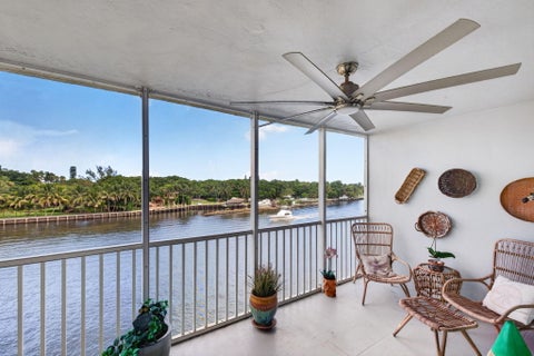 Tiny photo for 3100 NE 48TH Court #409, Lighthouse Point, FL 33064 (MLS # B26071356)