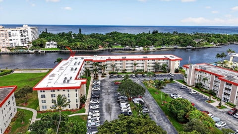 Tiny photo for 3100 NE 48TH Court #409, Lighthouse Point, FL 33064 (MLS # B26071356)