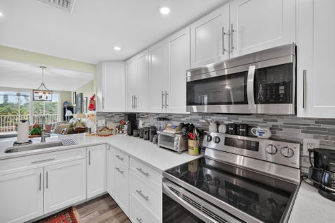 Tiny photo for 3100 NE 48TH Court #409, Lighthouse Point, FL 33064 (MLS # B26071356)