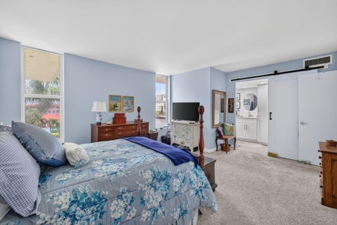 Tiny photo for 3100 NE 48TH Court #409, Lighthouse Point, FL 33064 (MLS # B26071356)