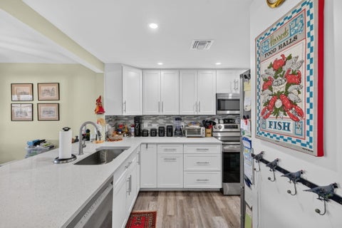 Tiny photo for 3100 NE 48TH Court #409, Lighthouse Point, FL 33064 (MLS # B26071356)